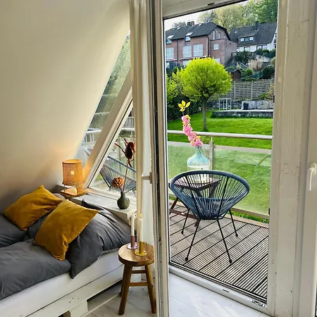 Moderner Altbau Mit Infrarotsauna Im Gruenen *