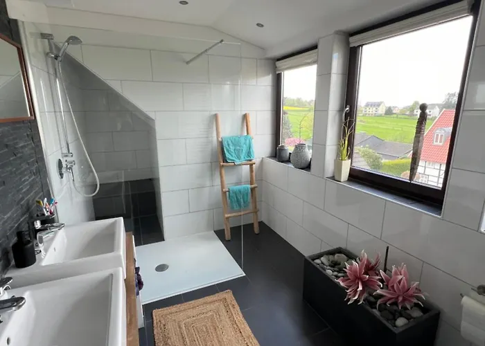 Moderner Altbau Mit Infrarotsauna Im Gruenen Gæstehus Witten