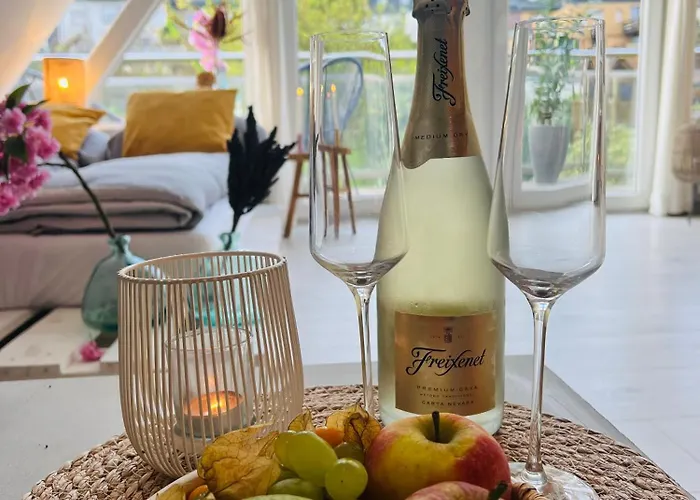 Moderner Altbau Mit Infrarotsauna Im Gruenen *